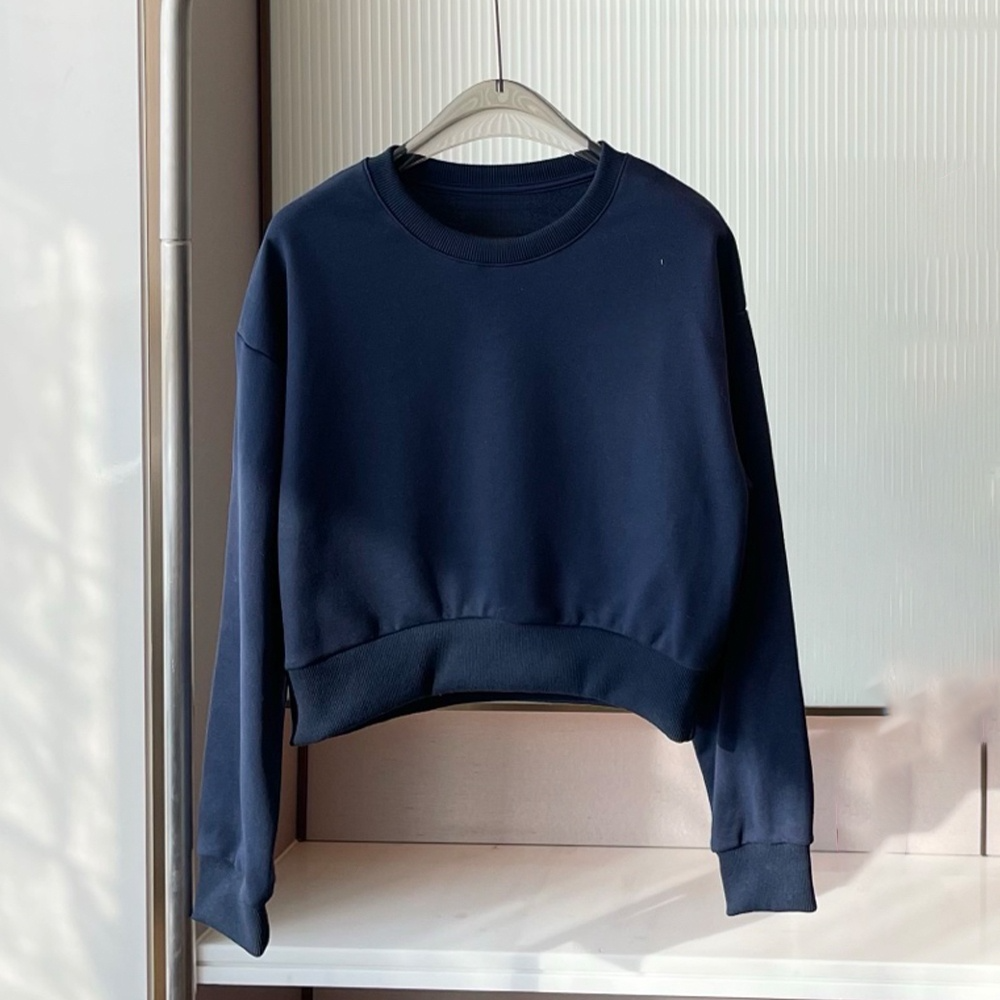 Women's new casual O-neck short sweater