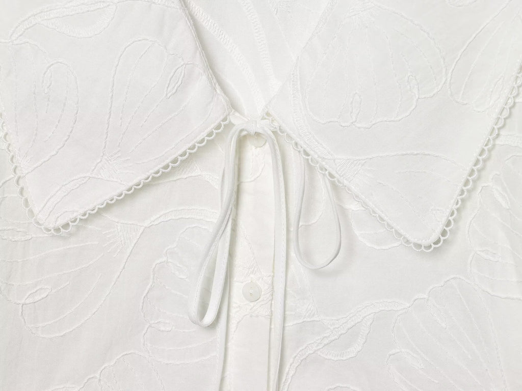 Women's new small round Neck embroidered shirt