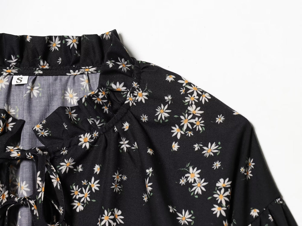 2026 Women's printed V-neck lace up shirt