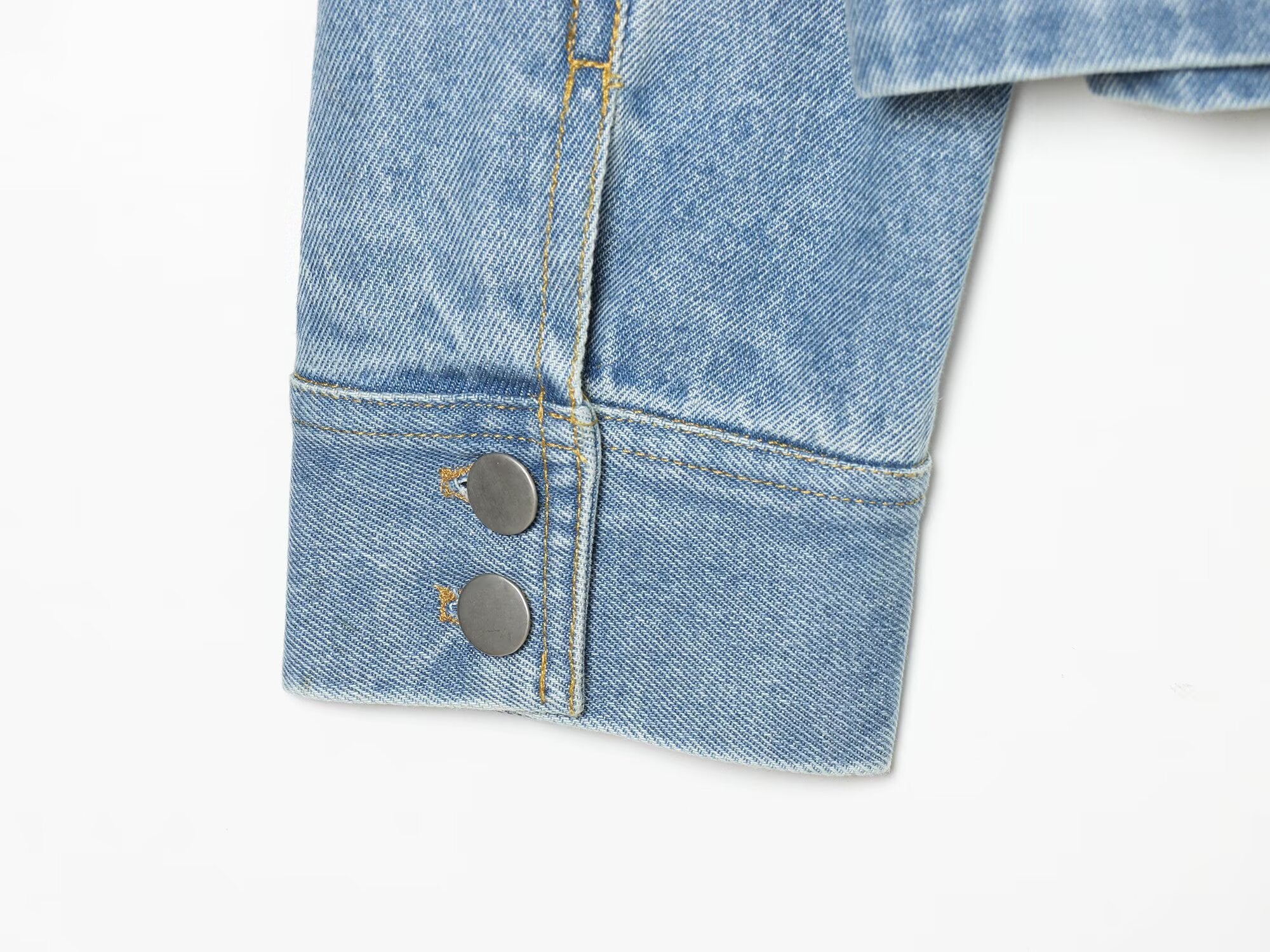 Women's long sleeved stand collar denim jacket
