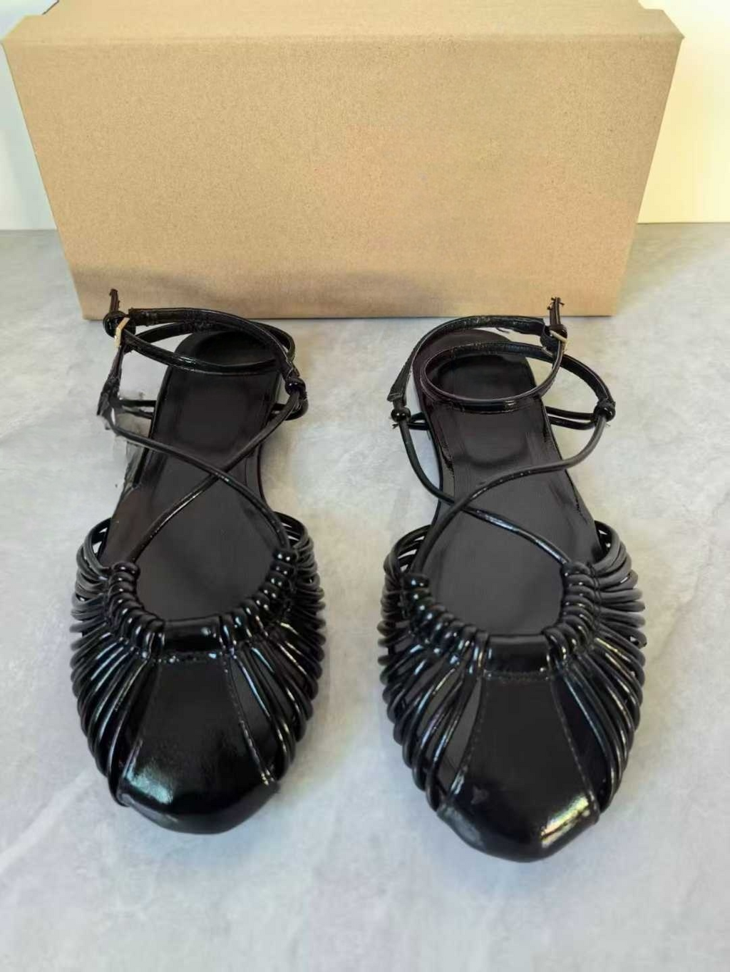 Women's Shoes 2026 New Style Closed-Toe Woven Hollow-Out Sandals Flat Shoes