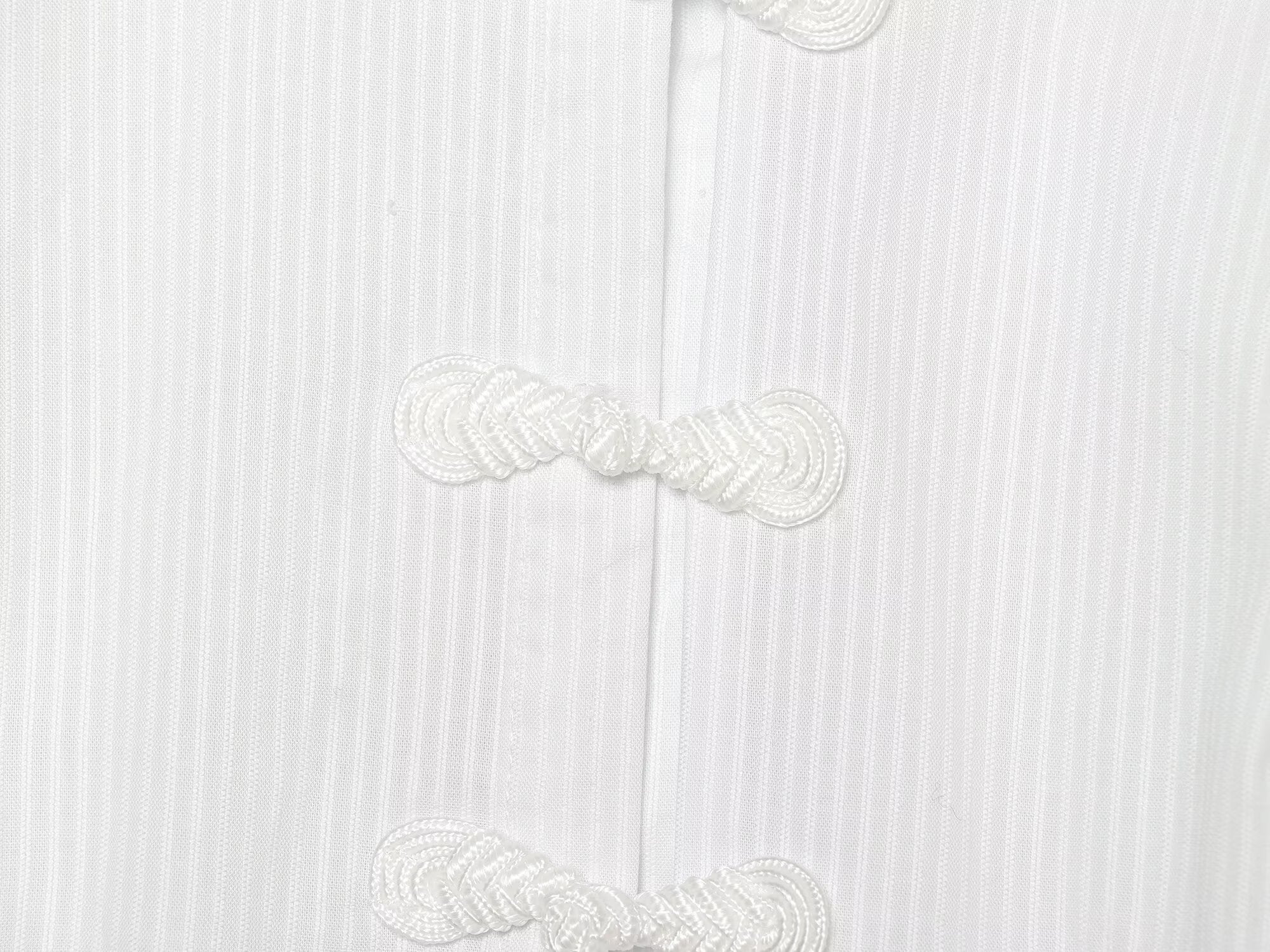 Women's short sleeved A-line-shaped striped shirt