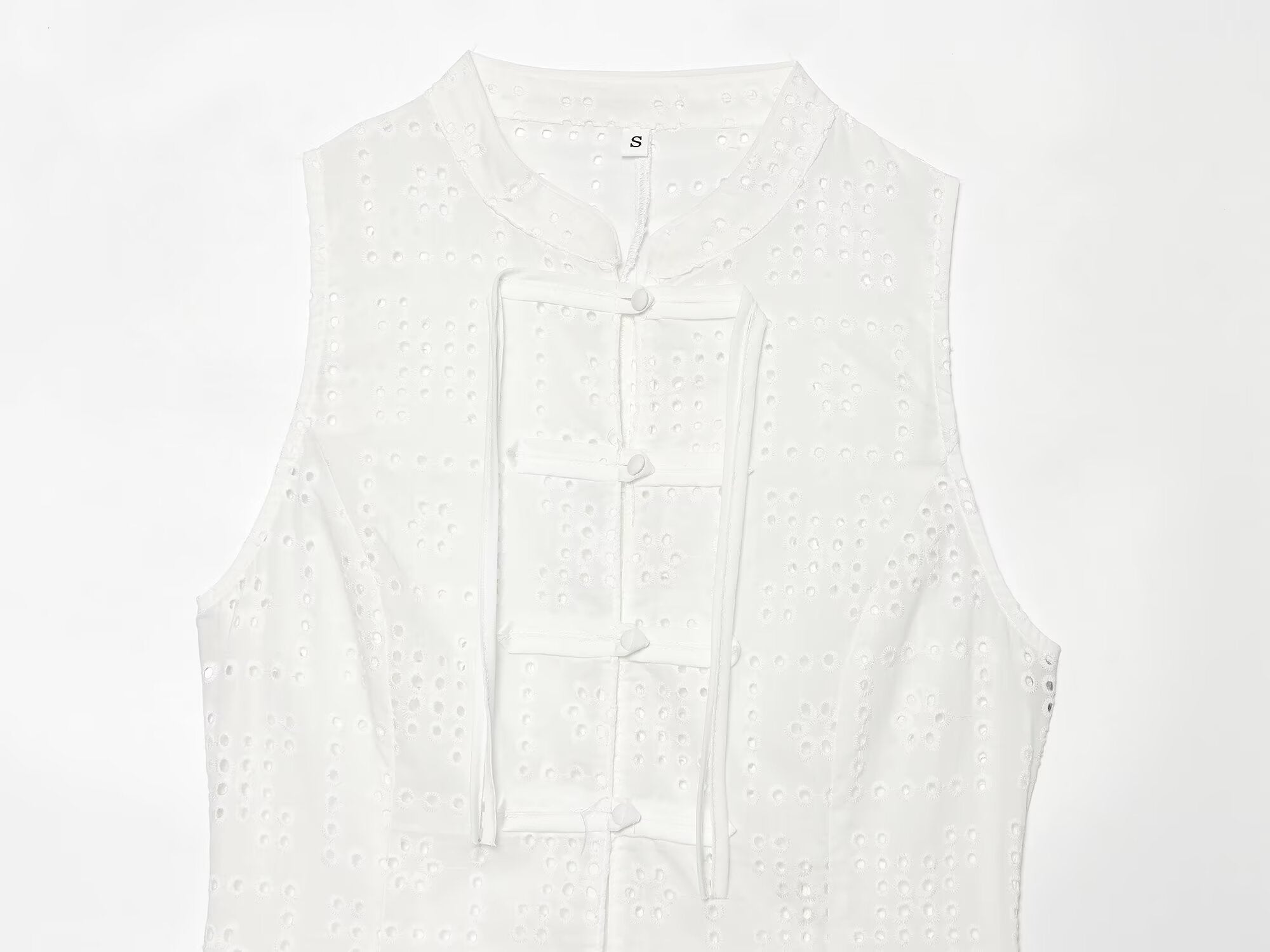 Women's hollowed out embroidered top
