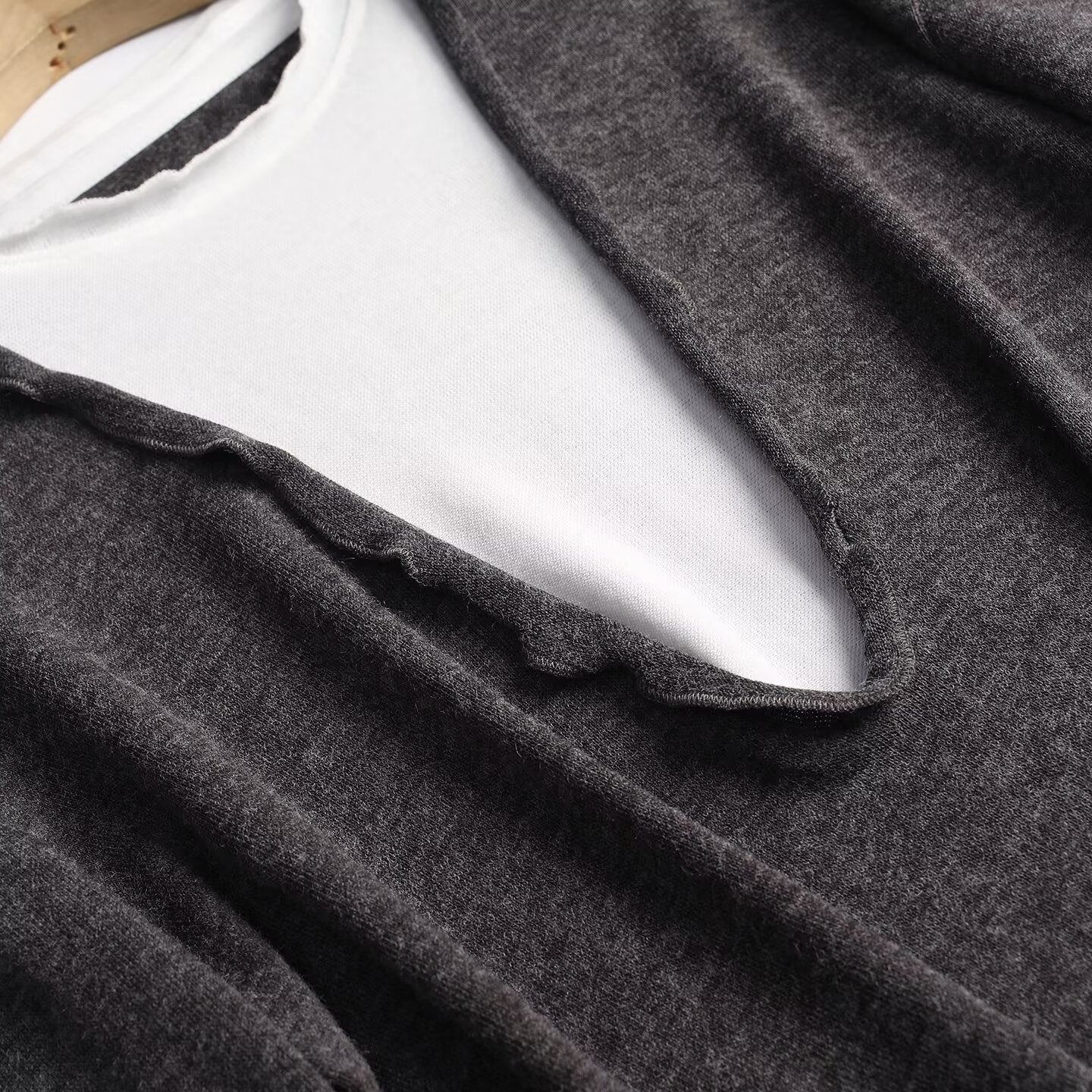Women's casual color blocked long sleeved knitted top