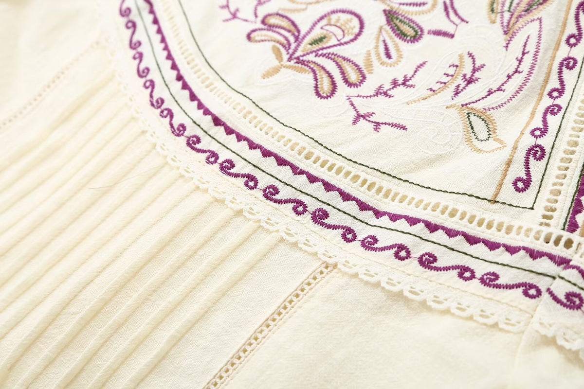 Women's embroidered decorative round neck pleated shirt