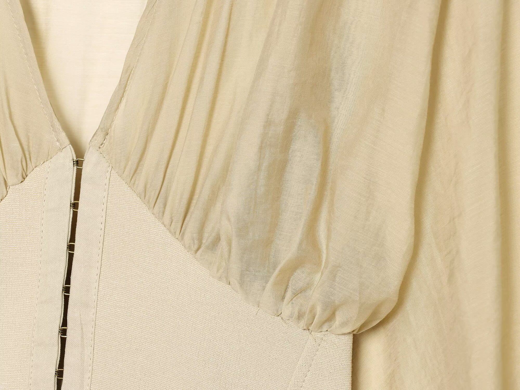 Women's slim spliced waistband top