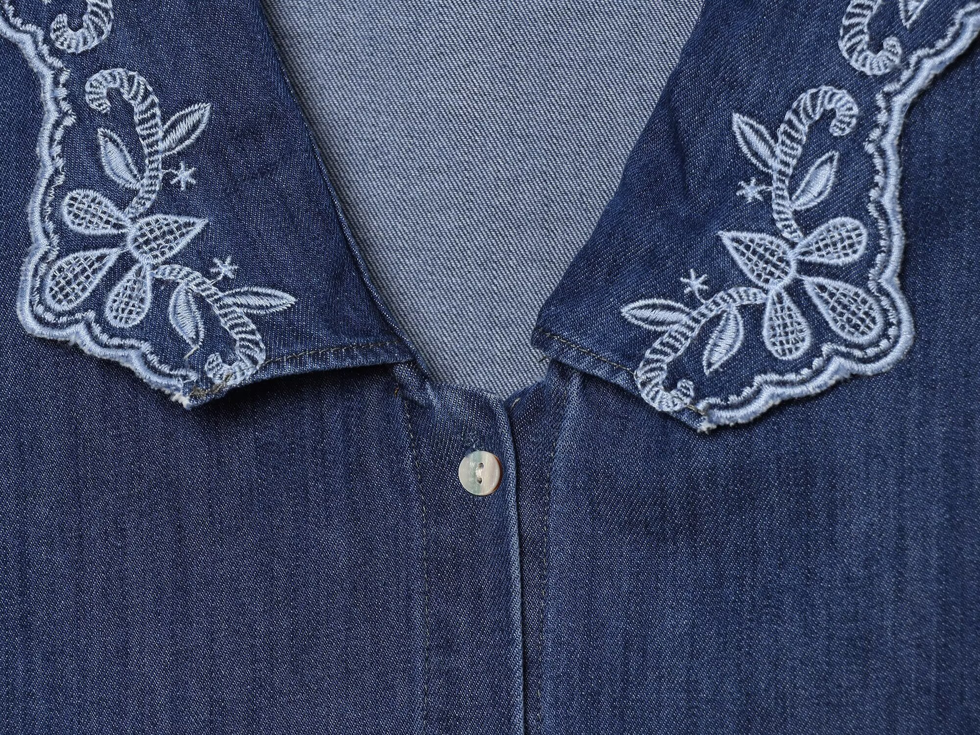 Women's embroidered short denim shirt