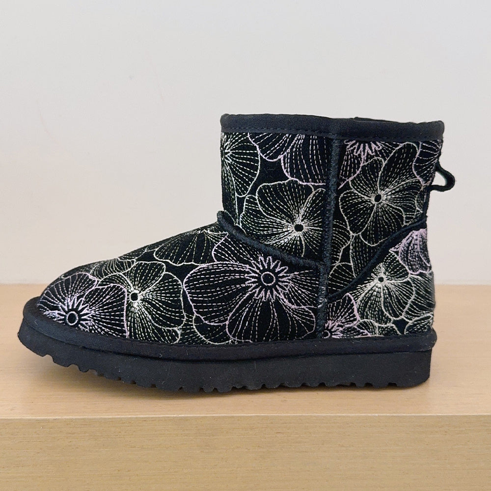 Women's new comfortable embroidered snow boots