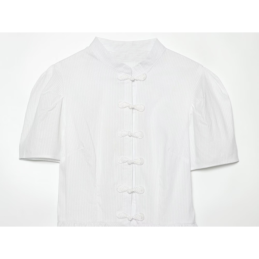 Women's short sleeved A-line-shaped striped shirt