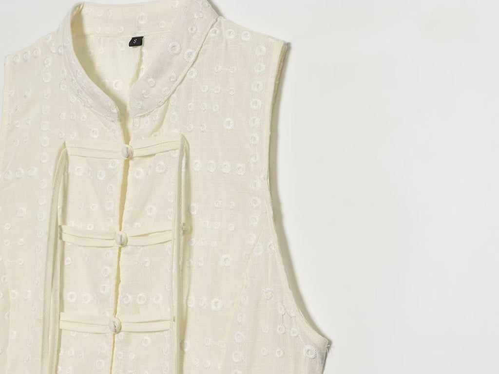 Women's slim Hollow Embroidered Top