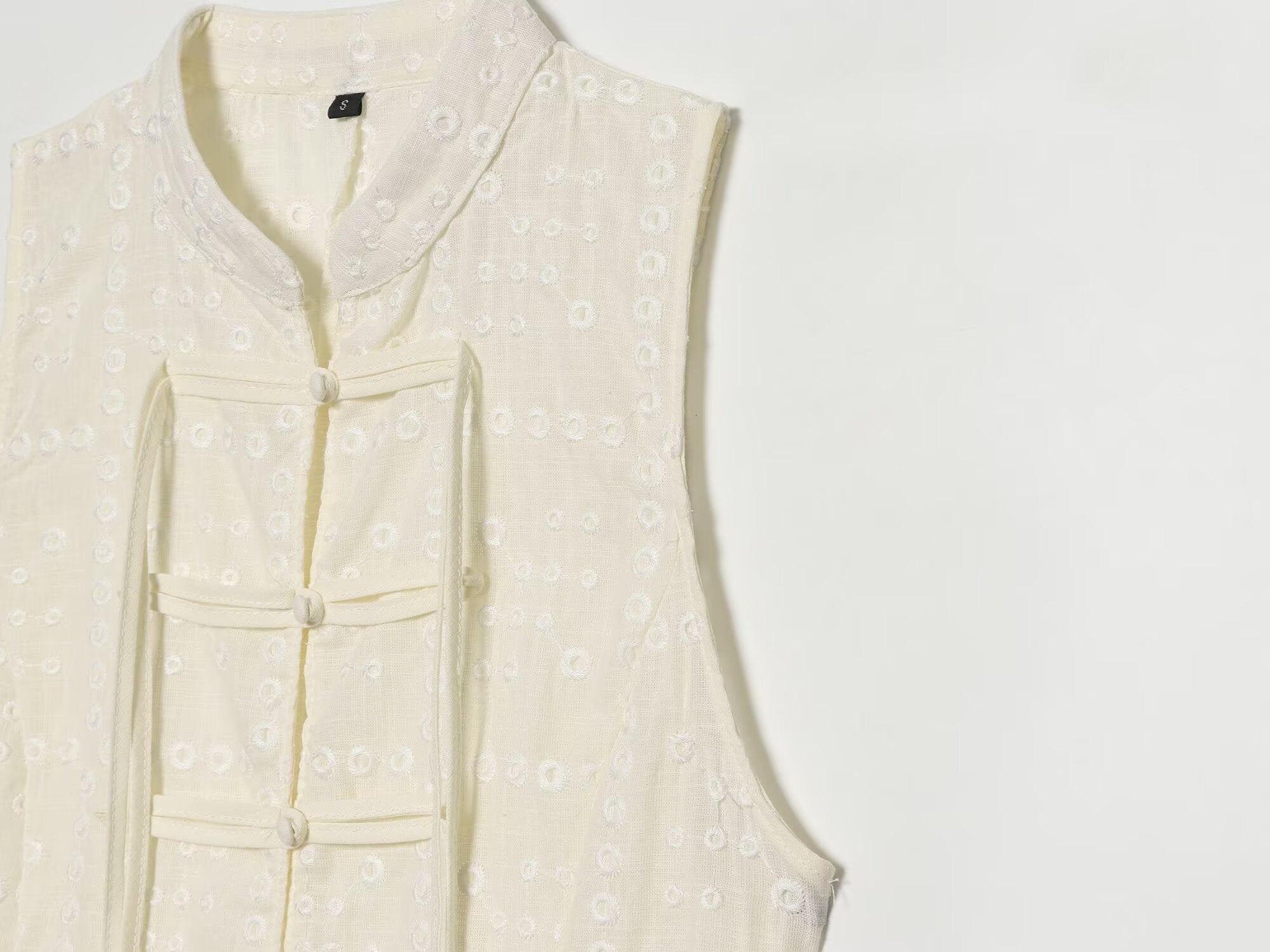 Women's slim Hollow Embroidered Top