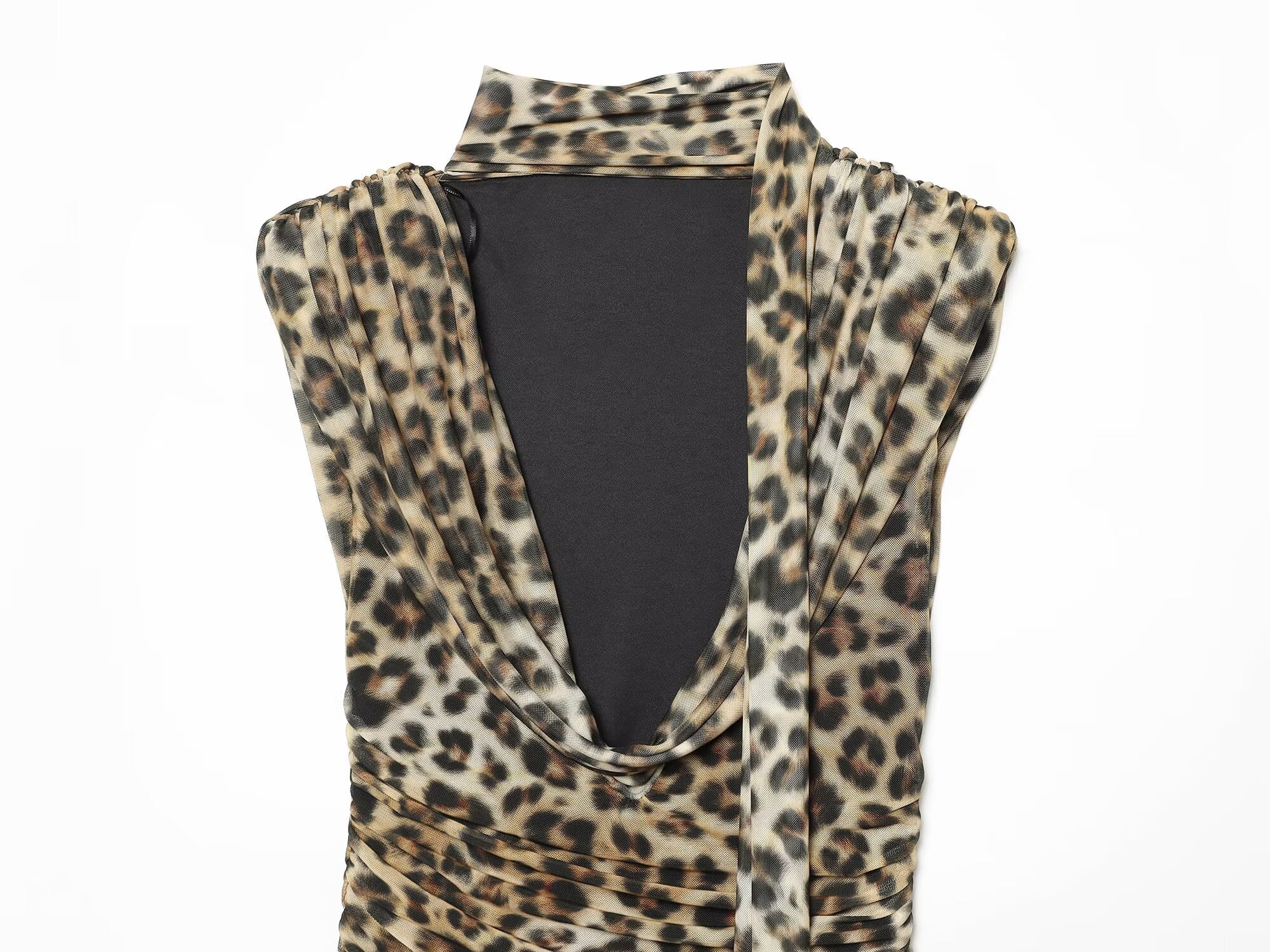 Women's scarves decorated animal print pleats dress