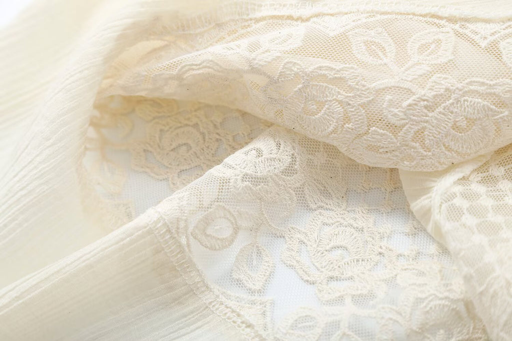 Women's lace patchwork V-neck top