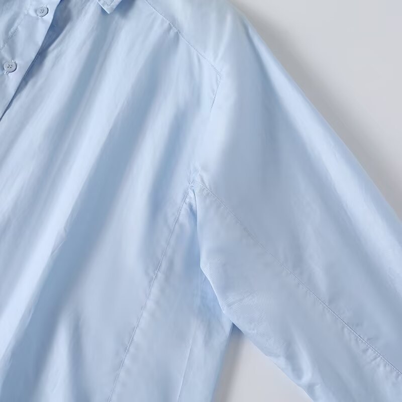Women's comfortable loose cotton raglan shirt