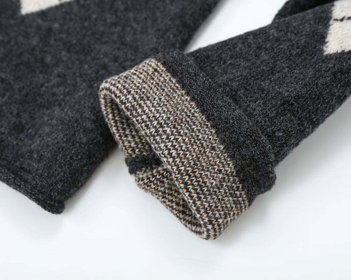 Women's O-Neck diamond patterned knitted Coat