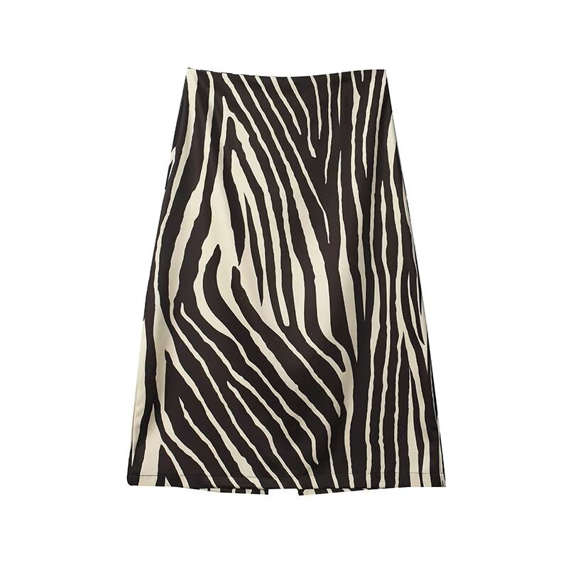 Women's printed Hip hugging style A-line skirt