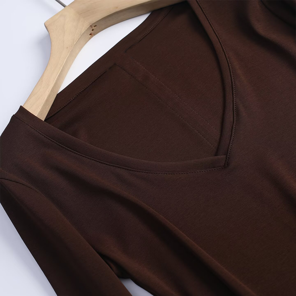 Women's slim V-neck long sleeved T-shirt