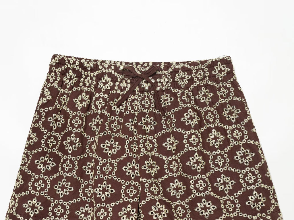 Women's hollow embroidery casual shorts