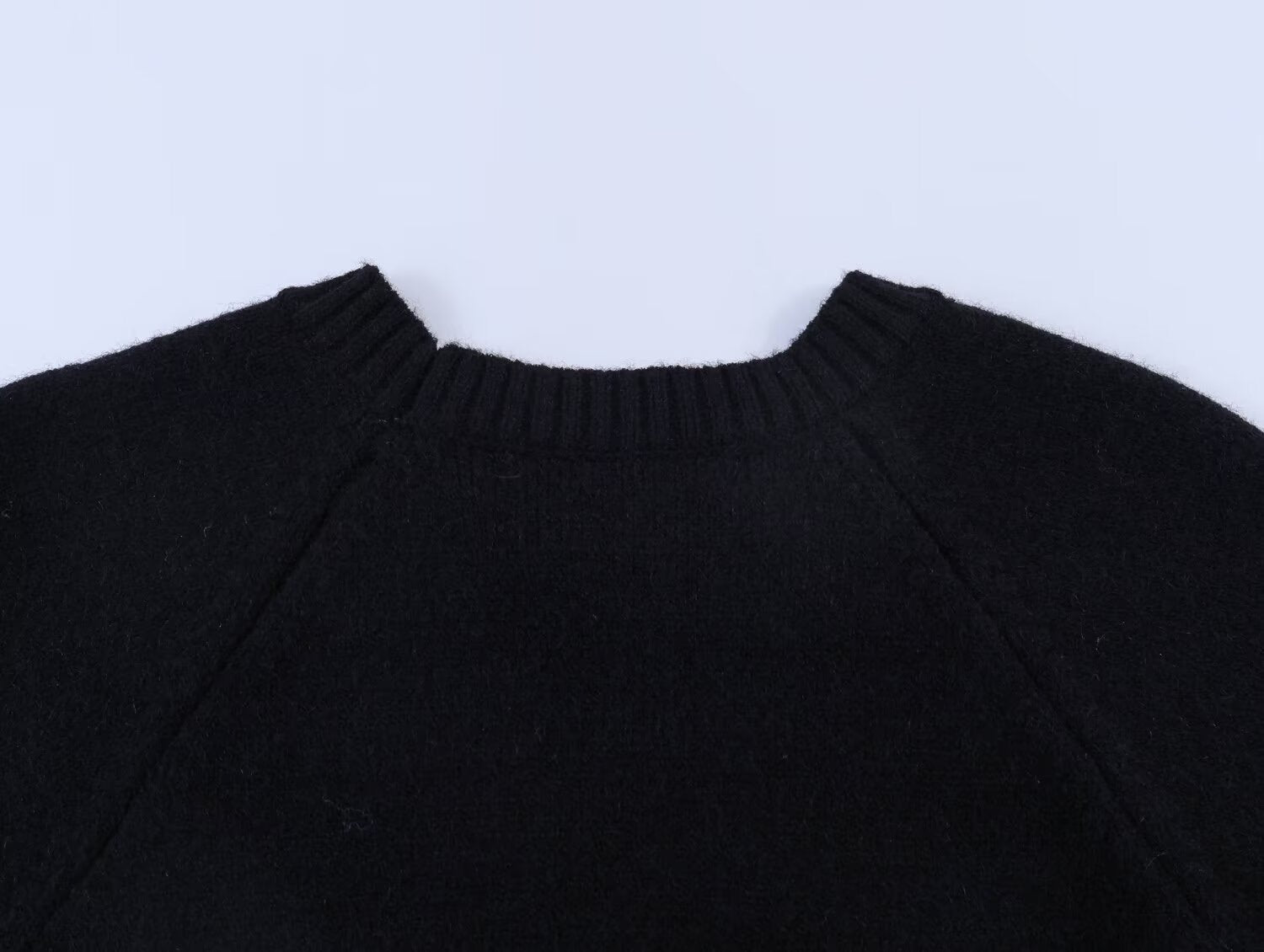 Women's Artificial Pearl Short Sleeve Knitted Shirt