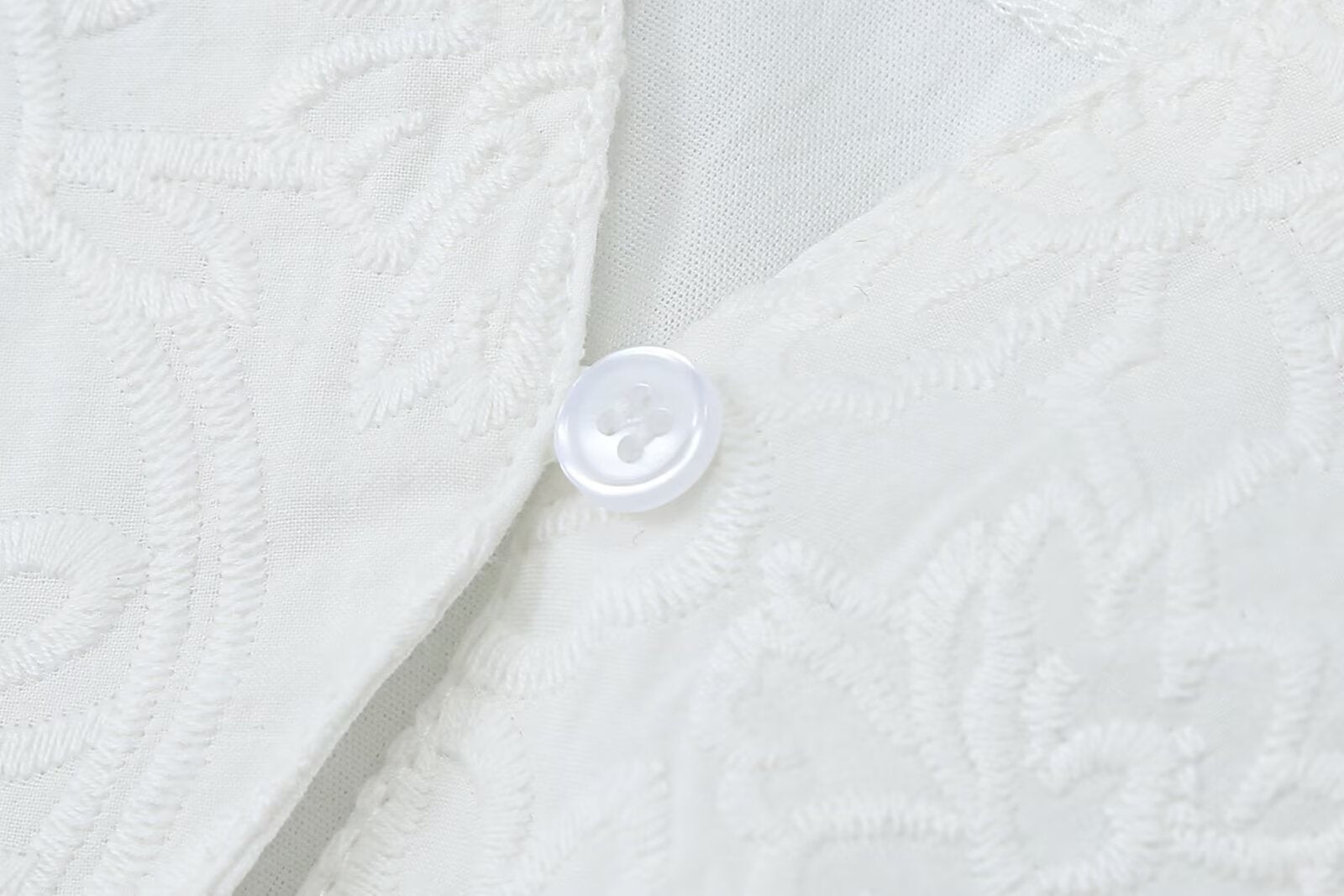 Women's embroidered V-neck poplin shirt