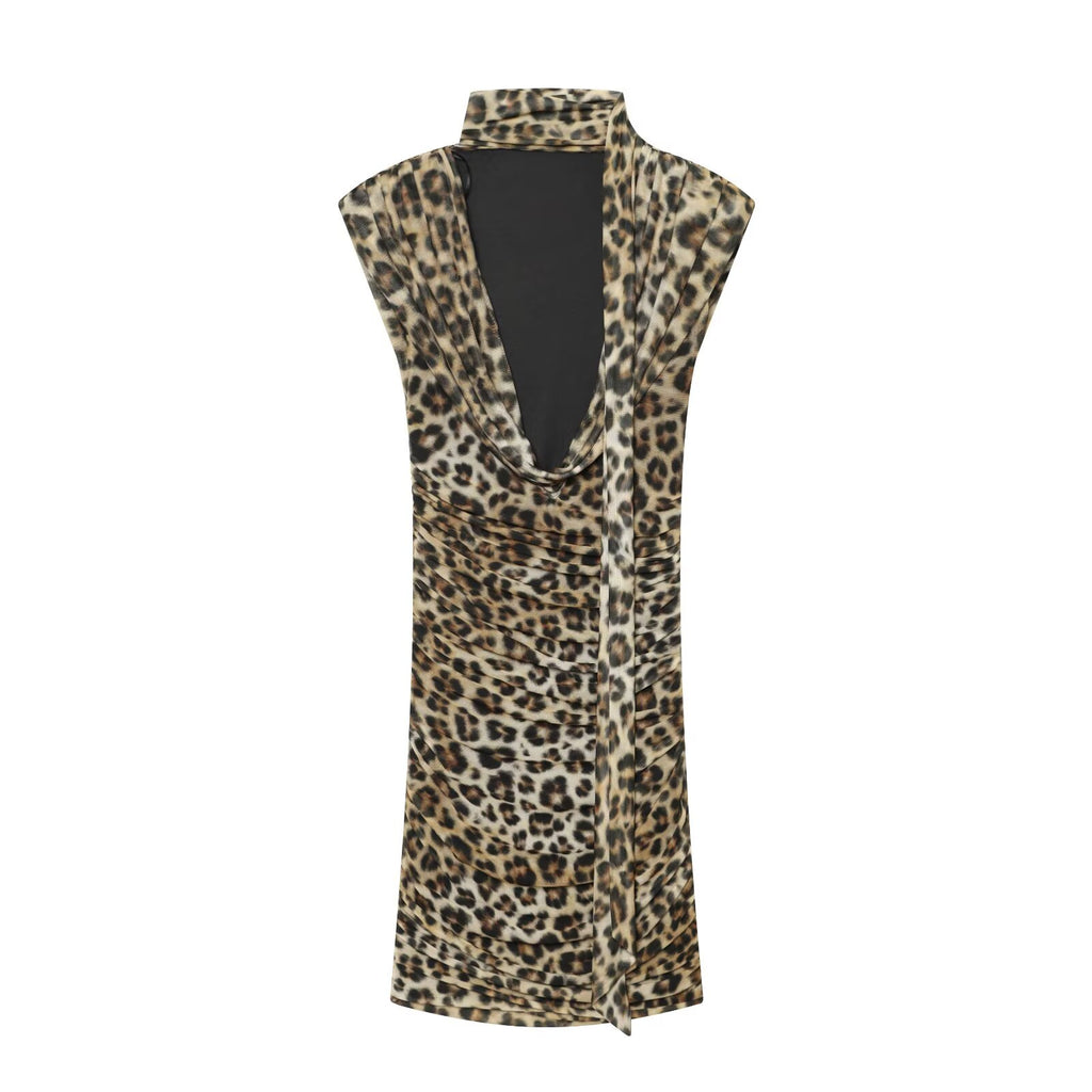 Women's scarves decorated animal print pleats dress