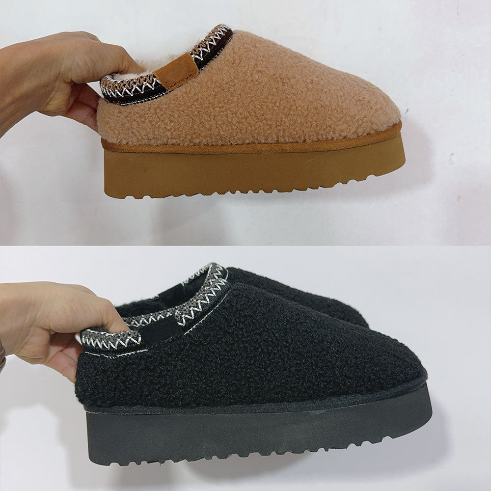 Women's thick soled and velvet padded snow boots
