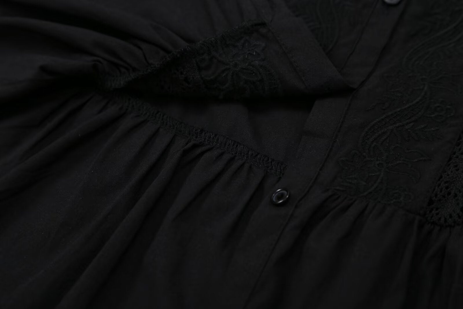 Women's hollowed out embroidered balloon sleeve shirt