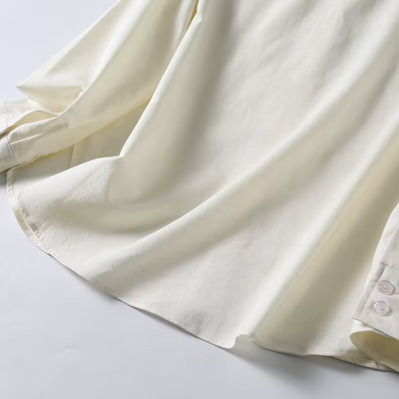 Women's solid color linen blend long sleeved shirt