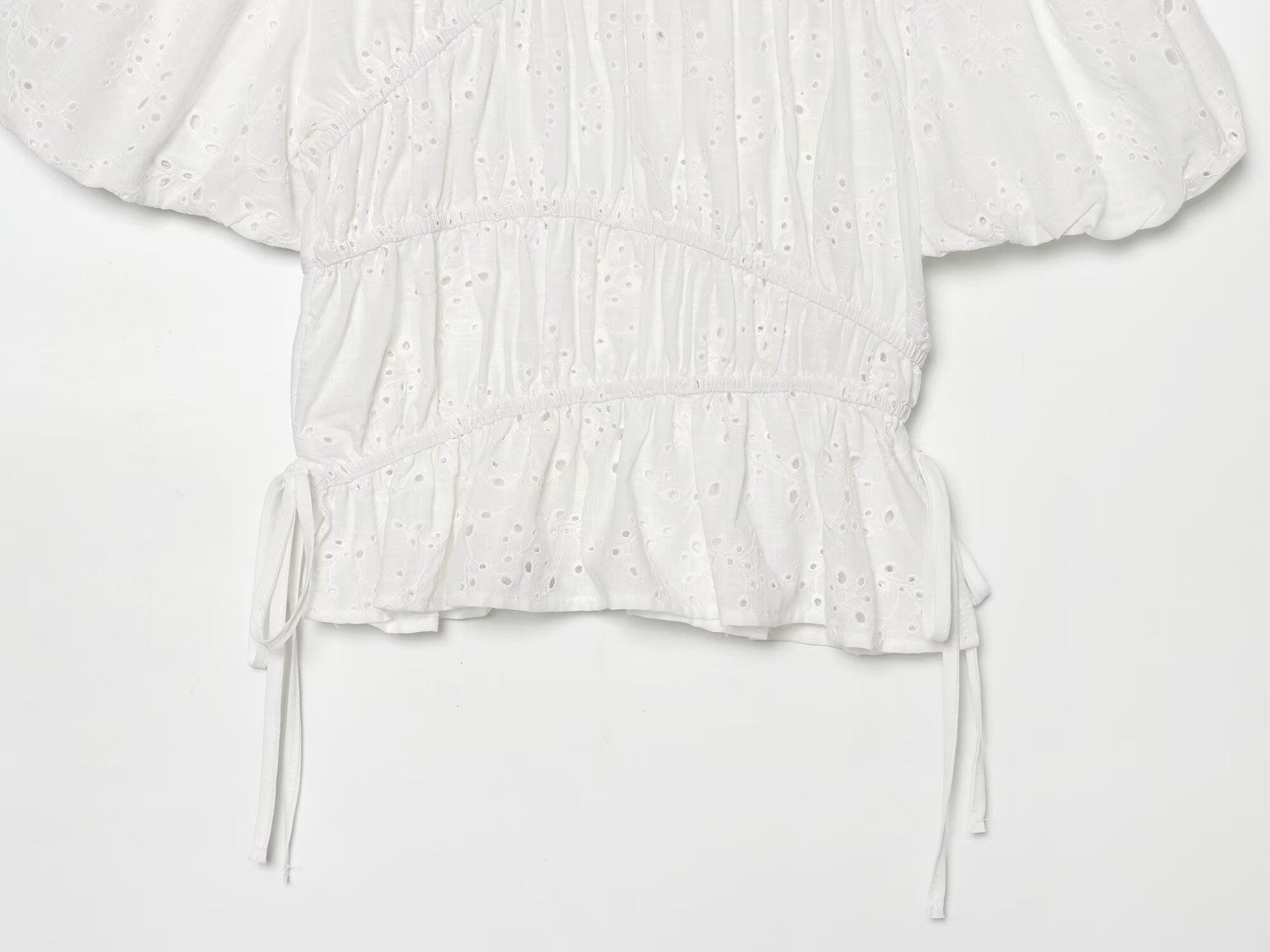 suit Women's 2 pieces pleated hollowed out embroidered top+Skirts