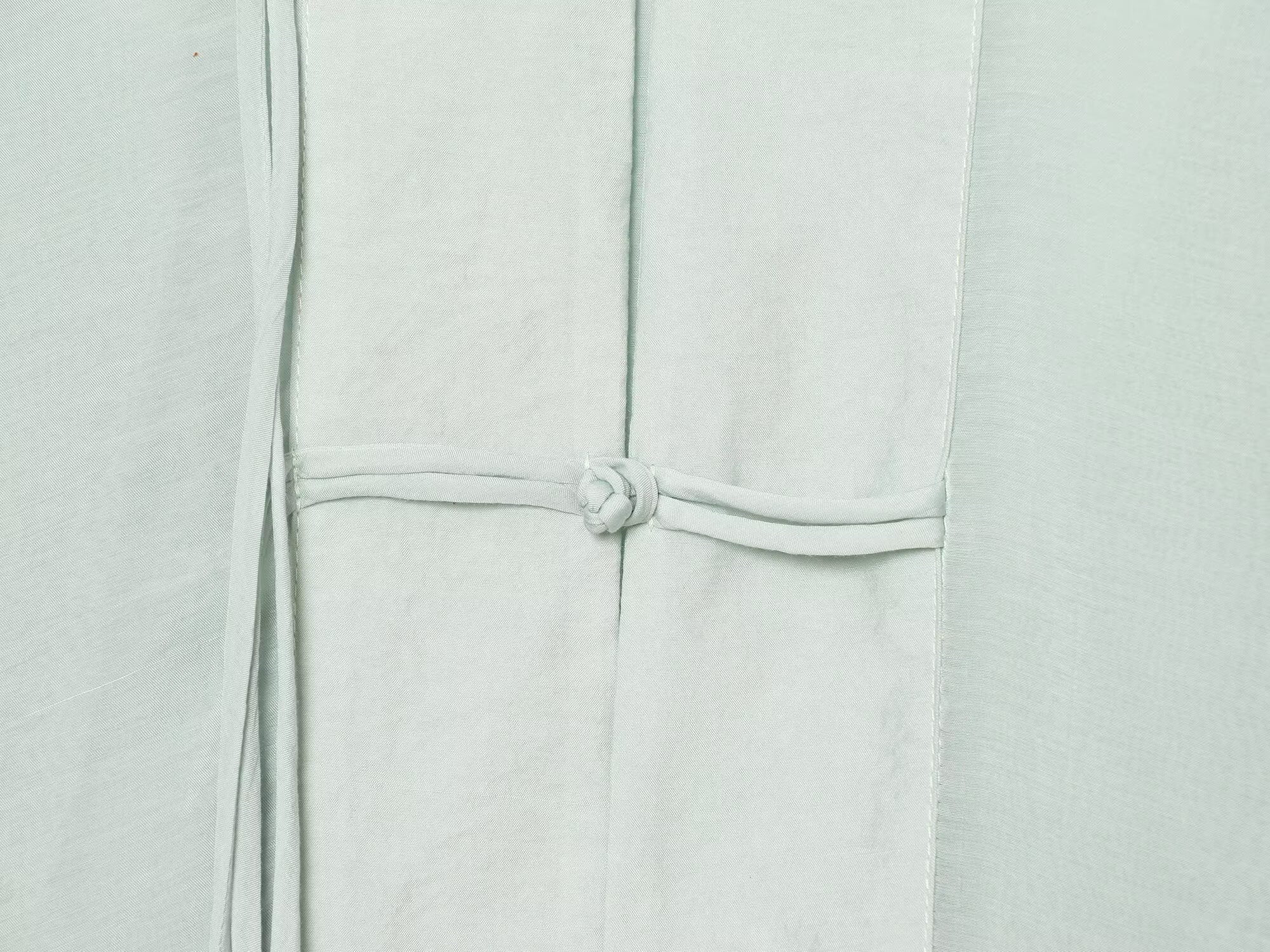 Women's knot-decorated drop-style shirts