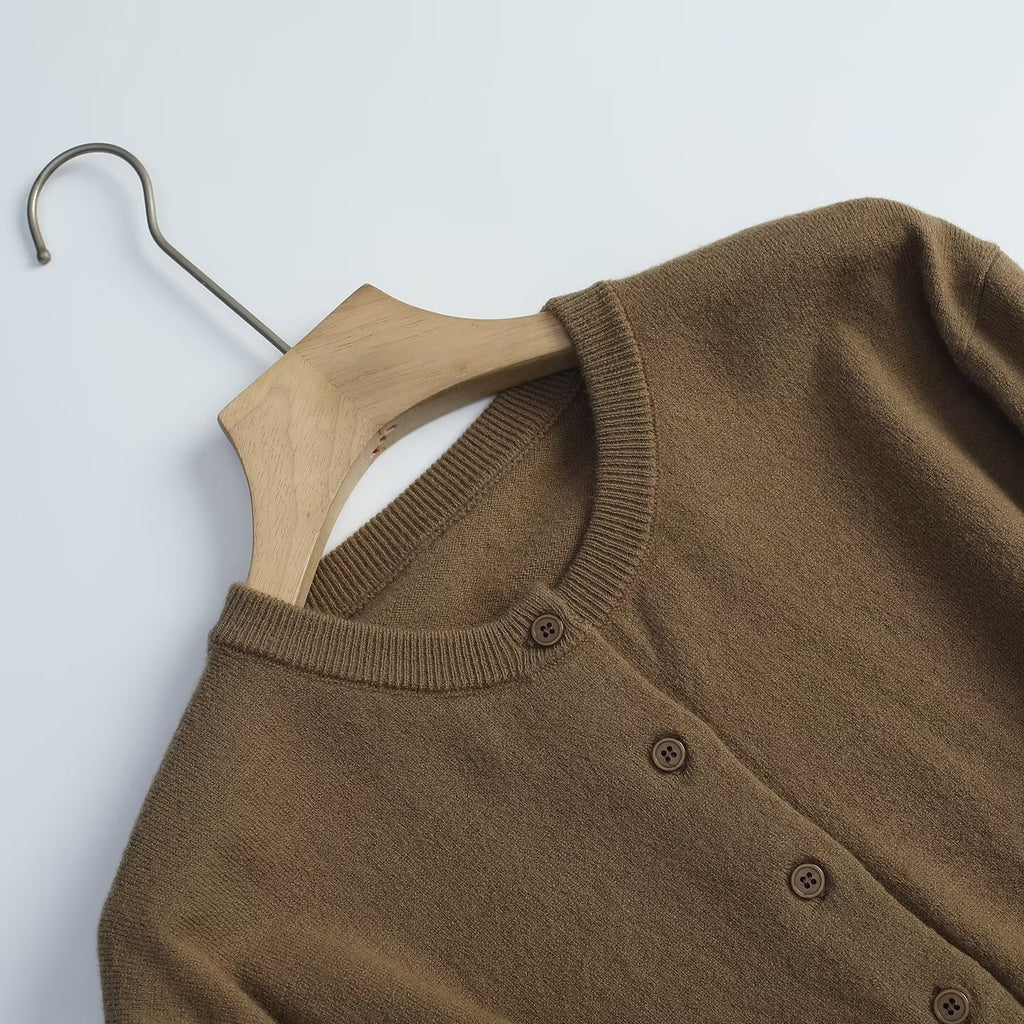Women's button decoration O Neck knitted cardigan