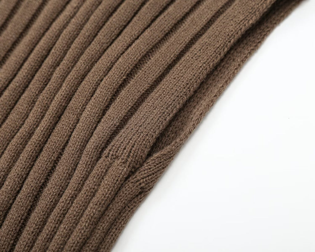 Women's sleeveless ribbed knitted vest